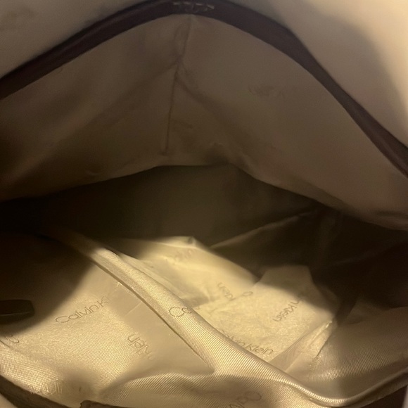 Calvin Klein Chocolate color Shoulder bag with adjustable straps - Picture 5 of 10